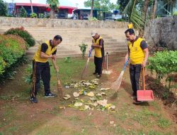 Sambut Ramadhan 1445 H, Polsek Tambora Gelar Kegiatan Bersih – Bersih Masjid