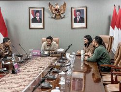 Seskab Berikan Arahan Kepada Jajaran