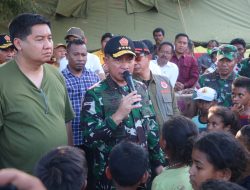 Panglima TNI Tinjau Lokasi Terdampak Erupsi Gunung Lewotobi Laki – Laki di NTT