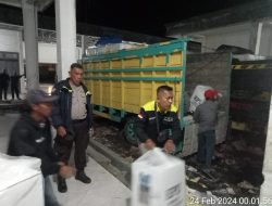 Tidak Kenal Waktu, Personel Polsek Perdagangan Resort Simalungun Kawal Ketat Logistik Pemilu ke KPUD Simalungun