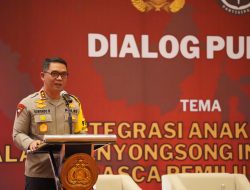 Kapolda DIY Menjadi Pemateri Dalam Dialog Publik Integrasi Anak Bangsa Dalam Menyongsong Indonesia Emas Pasca Pemilu 2045