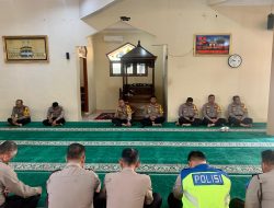 ” Jagalah Dirimu dan Keluarga Mu Dari Siksa Api Neraka ” Tausiyah Kompol Marluddin S.Ag MH di Mesjid Mubaroq Polres Madina