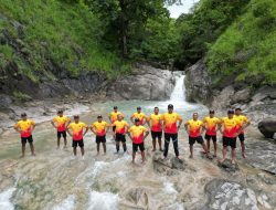 Dansatgas Yonkav 6/Naga Karimata Kunjungi Air Terjun Bi’aki Dalam Program Safari Ramadhan