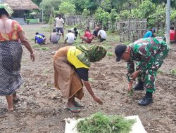 Pos Oepoli Sungai Satgas Yonkav 6/Naga Karimata Laksanakan Karya Bhakti Bersama Masyarakat