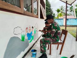 Ciptakan lingkungan sekolah yang kreatif, Satgas Yonif 122/TS dan BPMP Papua melaksanakan Literasi bersama Siswa SDN Mosso