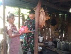 Sucikan Hati Dengan Berbagi, Pos  Manamas Satgas Yonkav 6/Naga Karimata Berbagi Sembako Untuk Masyarakat