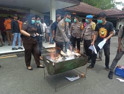 Kembali Lagi Penangkapan dan Pemusnahan Barang Bukti Narkotika Oleh Satuan Reserse Narkoba Dipimpin Kapolresta Sorong Kota Melalui Press Release