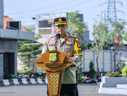 Pengungkapan Kasus Besar hingga Inovasi, 62 Personel Polres Jakarta Barat dan Polsek Jajaran Terima Penghargaan dari Kapolres Metro Jakarta Barat