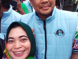 Suasana Haru Seimuti Kediaman Mujahid Saat Sity Marpaung dari GAPPI dan Fitri dari Relawan Mulahati For Bobby Beri Bantuan Sembako