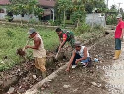 Babinsa di Kotarih Ajak Warga Desa Binaan Lakukan Aksi Tagana