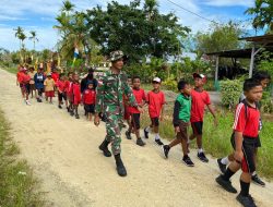 Bantu Tingkatkan Kualitas Pendidikan, Satgas Yonif 131/BRS Ajar Anak – anak SD Inpres Pir V Yamara