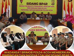 Wadansat Brimob Polda Aceh Berikan Nasehat pada Calon Pengantin dalam Sidang BP4R