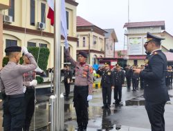 Kapolres Lhokseumawe Pimpin Upacara Hari Pahlawan : ” Teladani Pahlawanmu, Cintai Negerimu “