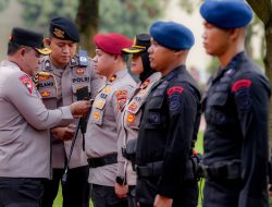 Kapolri Hadiahi Pin Emas kepada Kompol Pandu Winata, Ini Prestasinya