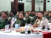 Panglima TNI Bersama Menhan RI Merayakan Malam Pergantian Tahun Bersama Ribuan Prajurit di Papua