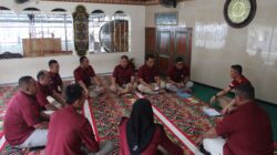 Pimpin Rapat Kerja, Kalapas Jember Beri Arahan Tegas