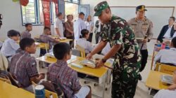 Dandim 0210/TU Letkol Kav Ronald Tampubolon Bersama Bupati Humbahas Resmikan MBG di Humbahas