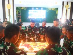 Jam Komandan Yonif 122/TS Letkol Inf Wahidin Sobar ” Jaga nama baik Satuan, Kita Junjung Marwah Batalyon Infanteri 122/TS ” “