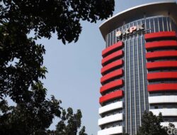 KPK Amankan 6 Orang Terkait OTT di Sumut