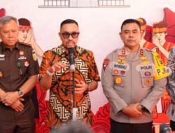 Sahroni Kunker ke Polda Sumut dan Sentil Warganet : Bubarin DPR Itu Mental Orang Tolol Sedunia