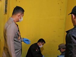 Polisi Evakuasi Seorang Ibu Yang Bunuh Diri dan Jerat Leher 2 Putranya