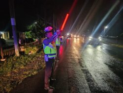 Sat Lantas Polres Simalungun Berikan Kenyamanan Berlalu Lintas Melalui Blue Light Patrol, Antisipasi Pelanggaran dan Kejahatan Jalanan