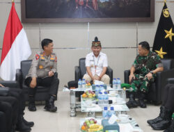 Pererat Soliditas, Kapolda Kalteng Sambut Hangat Kunjungan Pangdam XXII/Tambun Bungai dan Gubernur di Mapolda