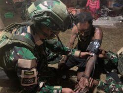 Cintai Kesehatan, Satgas Yonif 521/DY Anjangsana ke Rumah Warga Distrik Bolakme