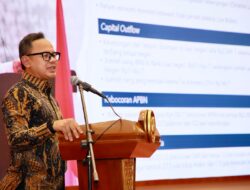 Wamendagri Bima Ingatkan Pentingnya ” Membaca Tanda ” untuk Hadapi Gelombang Besar Zaman