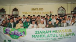 Kapolda Jabar Lepas Rombongan Ziarah MUASSIS NU Dalam Rangkaian Hari Santri Nasional 2025